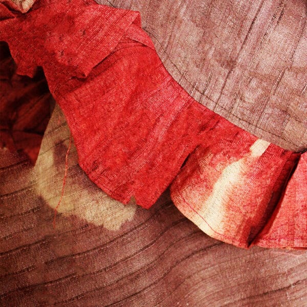 Bageeya Sukoon Khadi Tussar | Crafted with Manjistha and Lac - Image 3