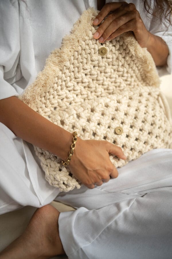 Premium Clutch Off White - Image 2