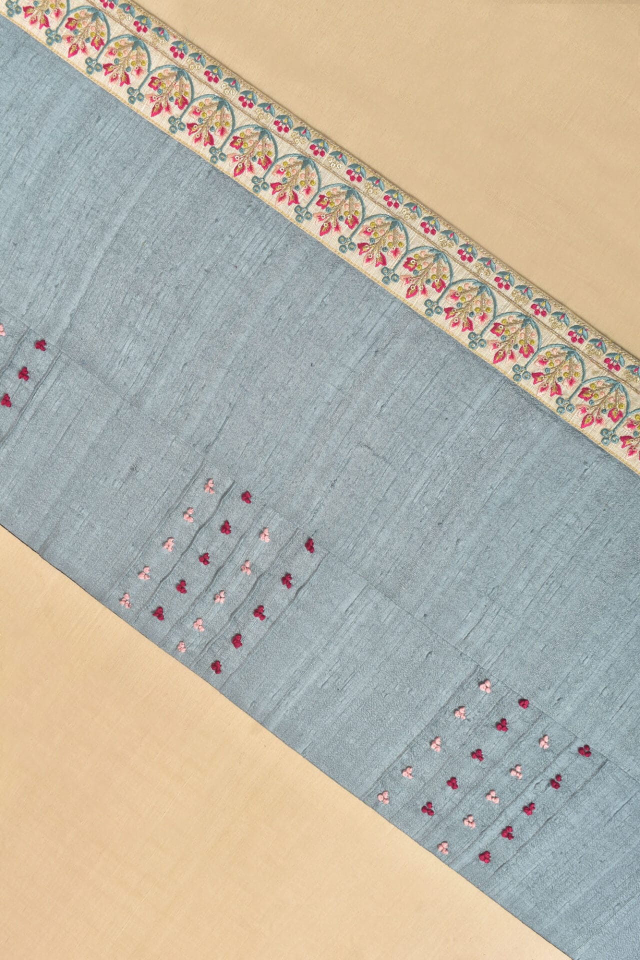 Nodus Handwoven Table Runner - Image 5