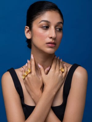 Pearly Golden Flower Three Finger Ring