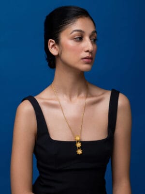 Pearly Golden Flower Triple Pendant Necklace