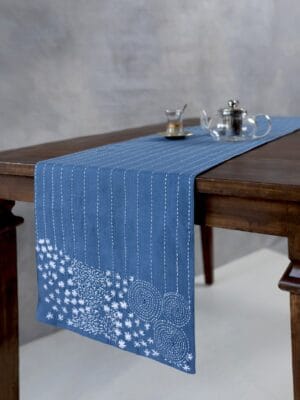 Goya - Table Runner