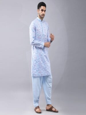 Printed Kurta with thread work on collar, placket and cuffs. It is paired with matching salwar.