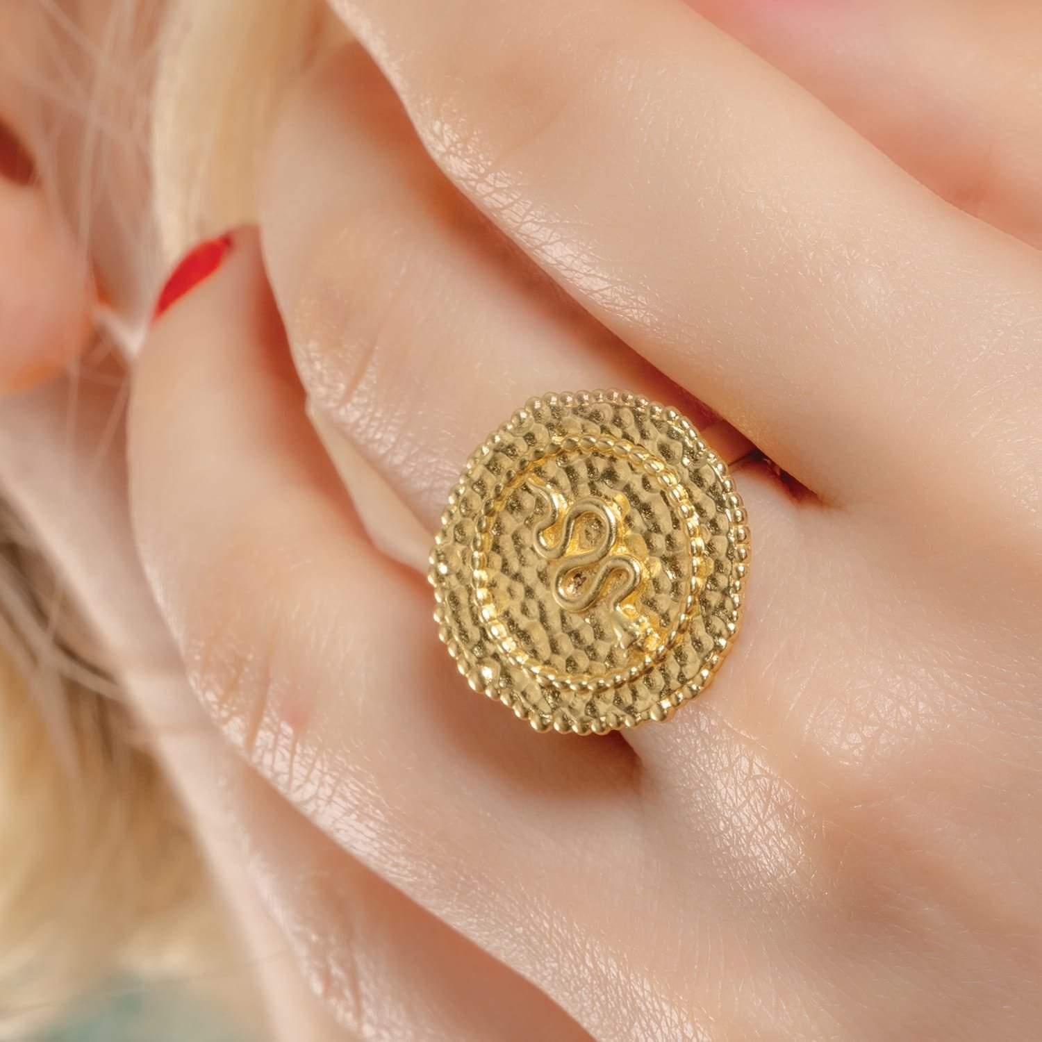 Embossed Snake Coin Ring – 22KT Gol