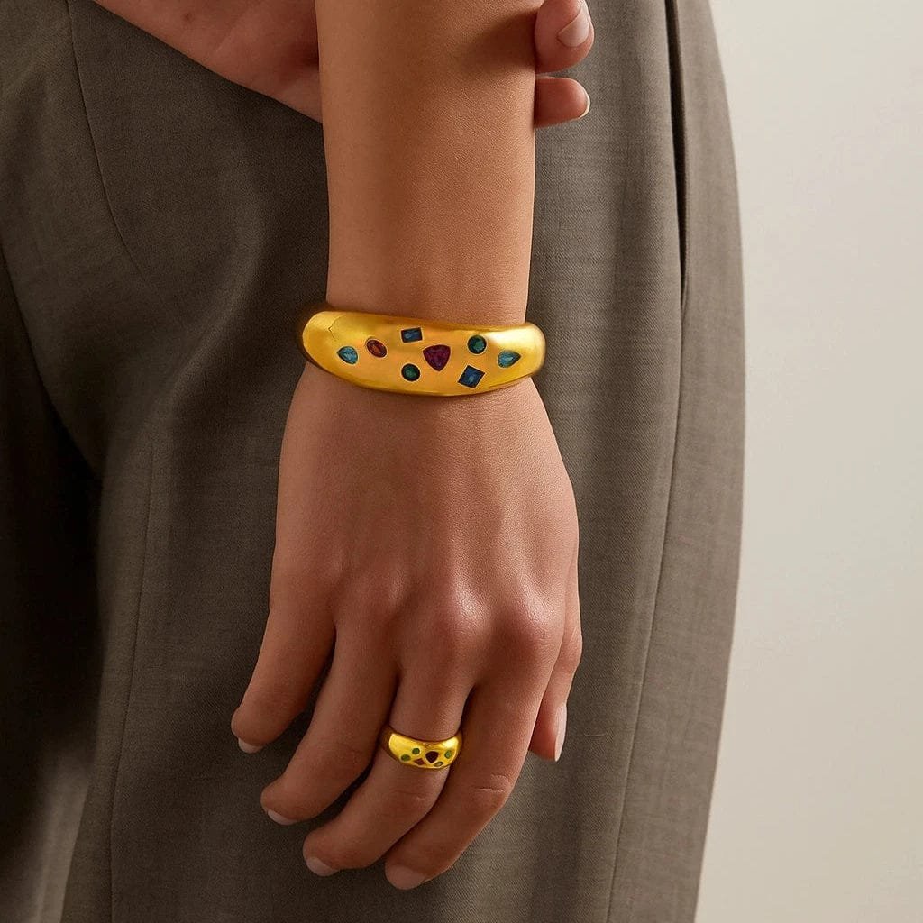 Bezel Bounty Open Bangle for Women