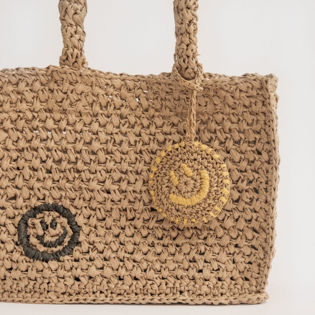 Raffia Keychain – Smiley