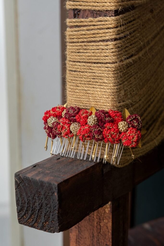 Zari Roses Hair Comb