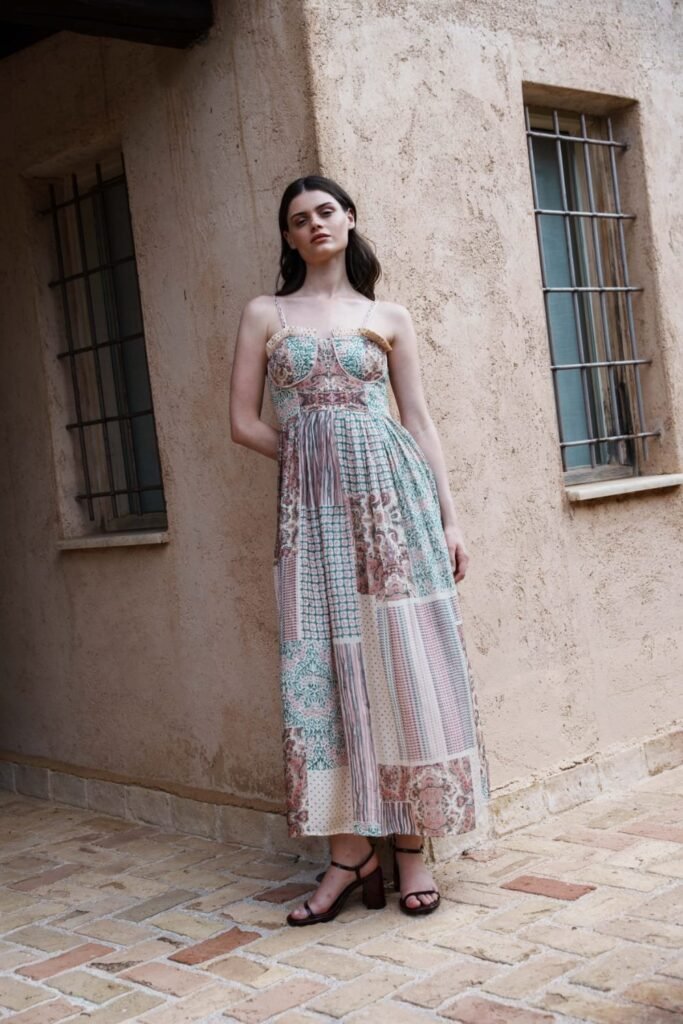 Beige spliced multi-printing gather