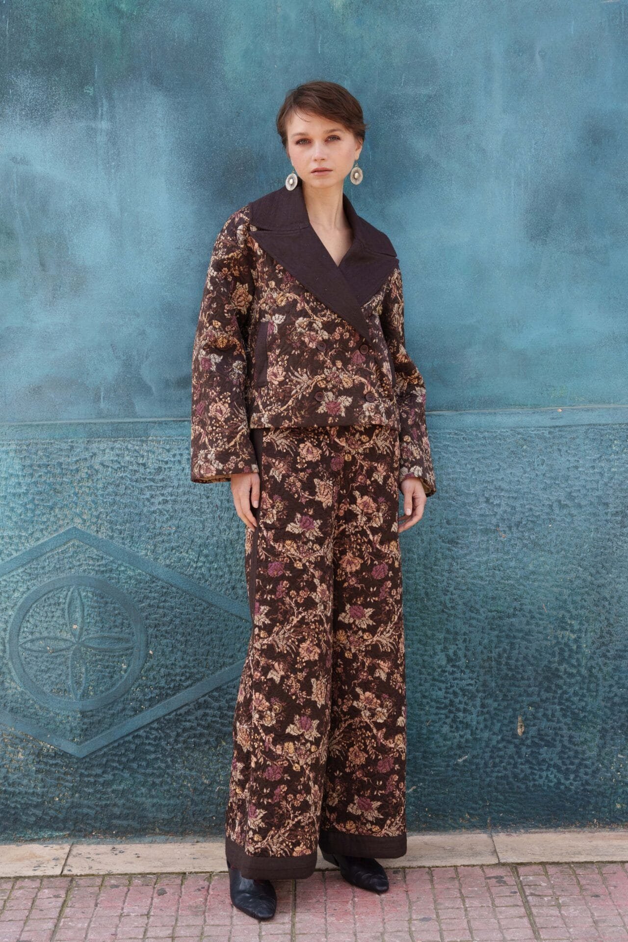 Brown satin chintz printed and quil