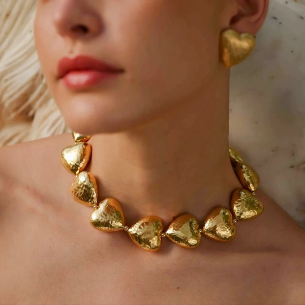 Gilded Concave Graduating Hearts Ne