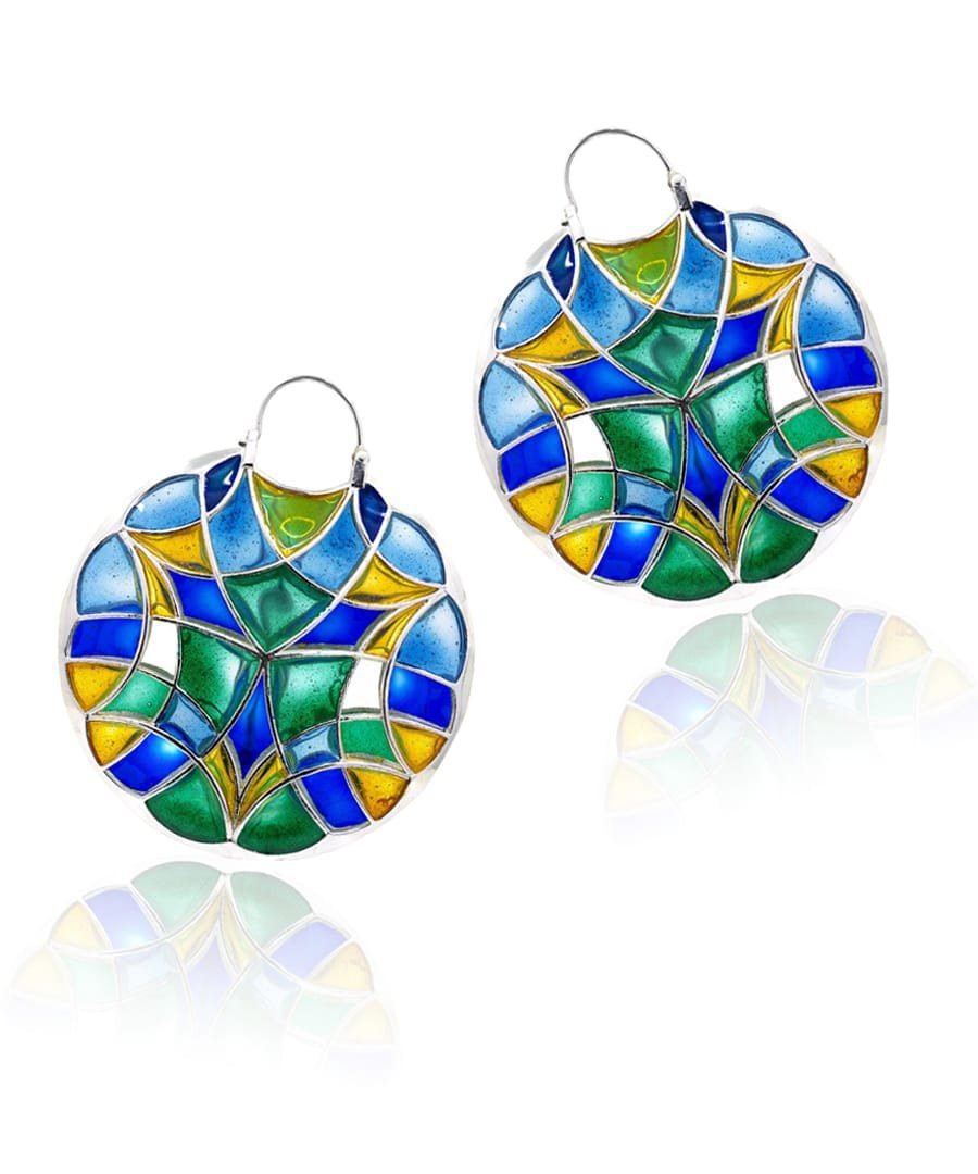 Polychrome super hoops